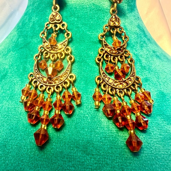 Elegant Gold tone Amber Chandelier Earrings w/bicone crystal beads, pierced ear - Picture 2 of 6